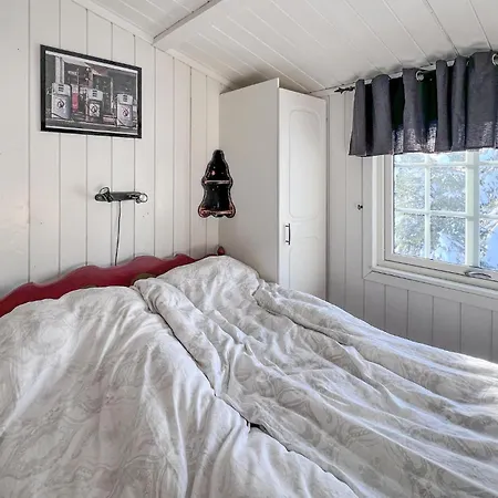 3 Bedroom Awesome In