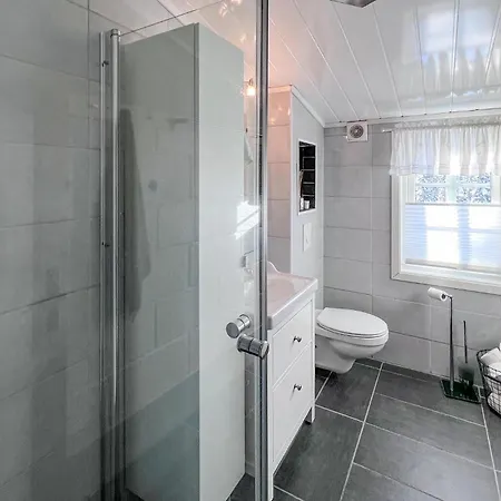 3 Bedroom Awesome In Sjusjoen