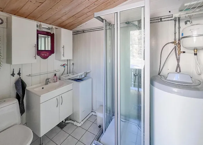 3 Bedroom Awesome In